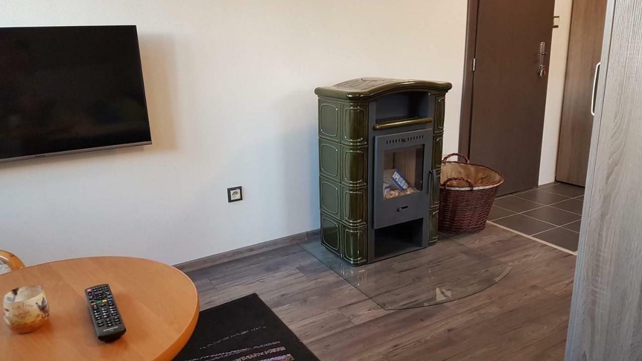 Room With A High Tatras View And Fireplace Strba Ngoại thất bức ảnh